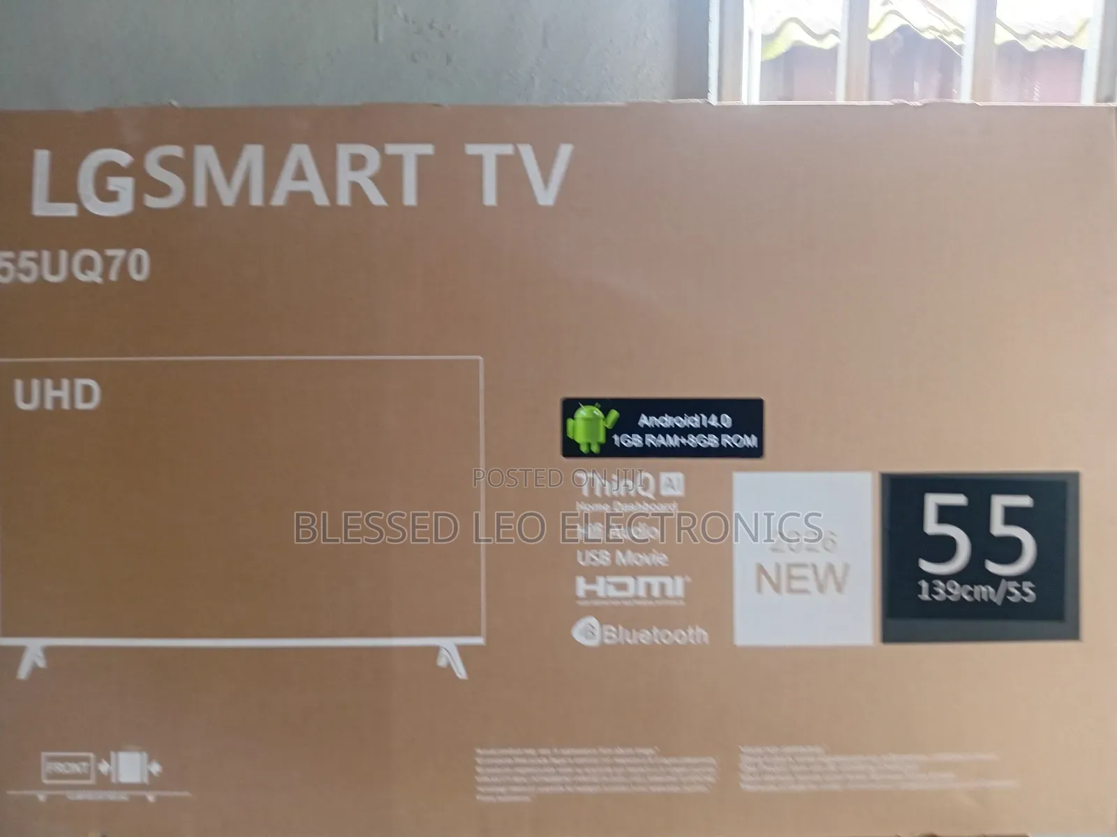 55" Smart Tv – Frameless 
 Built-in Bluetooth
Netflix | Youtube
