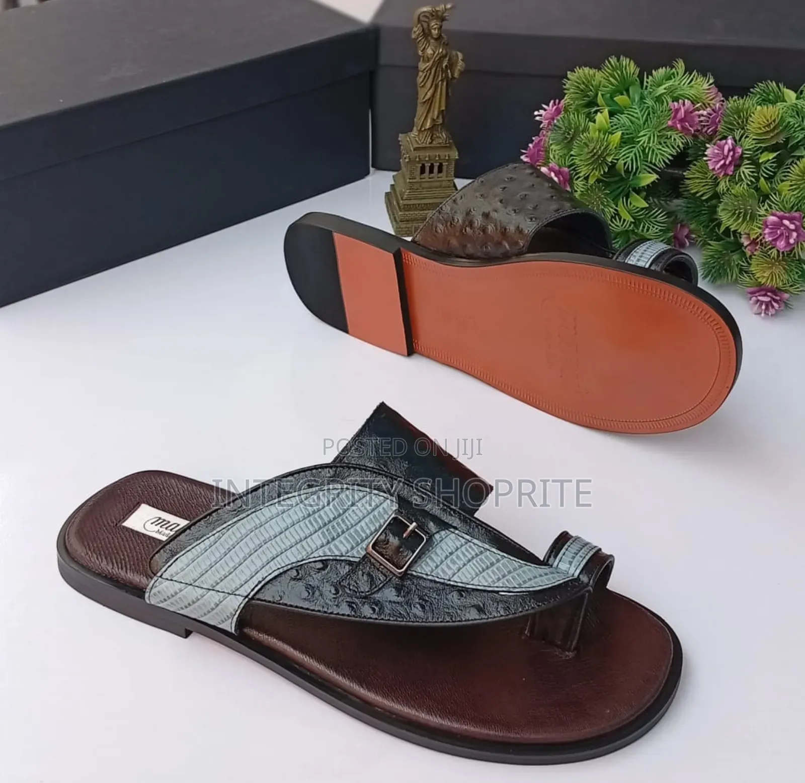 Mauri Slippers