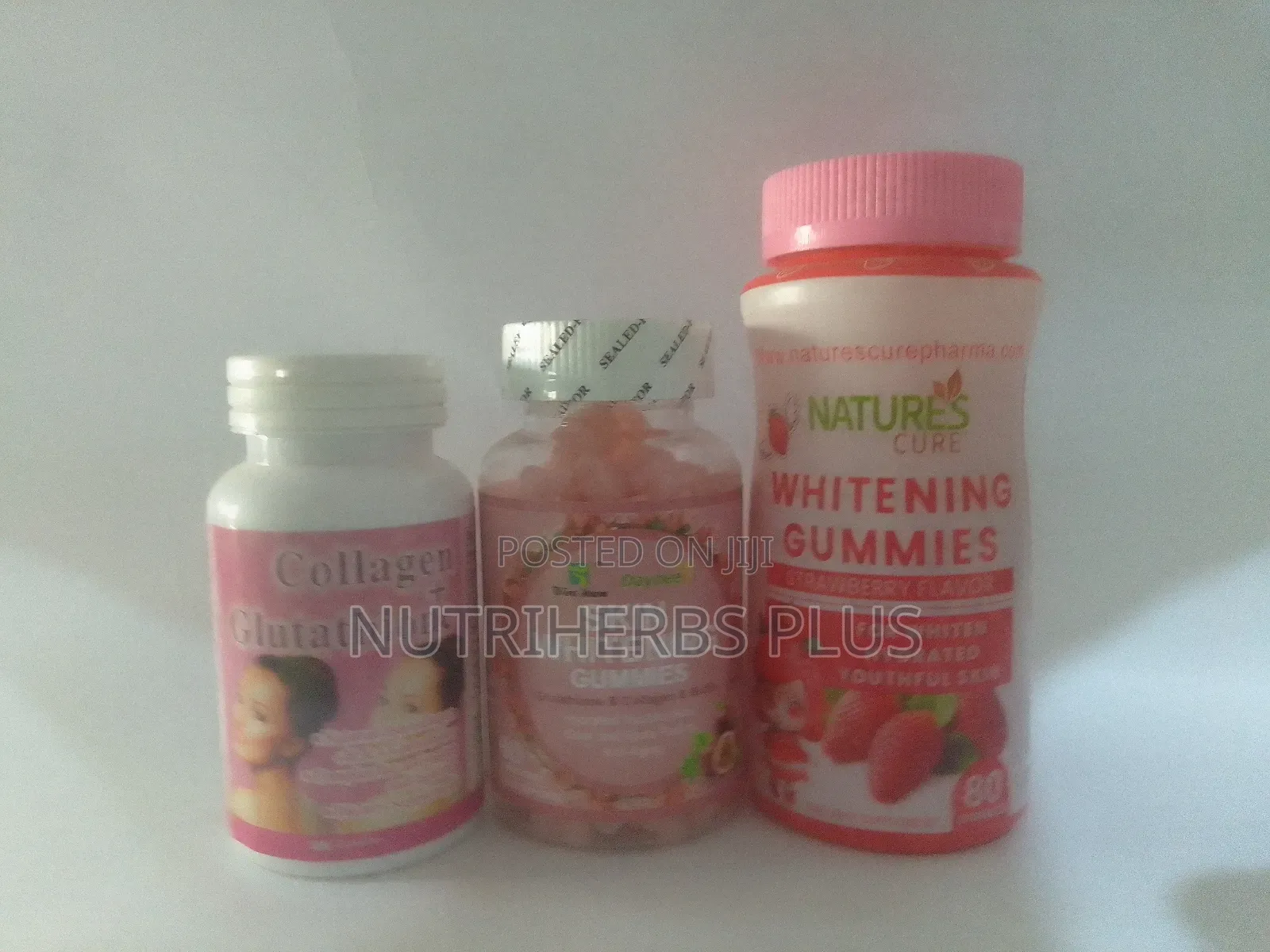 Say Goodbye to Acne and Wrinkles With Our Effective Combo of Gummies