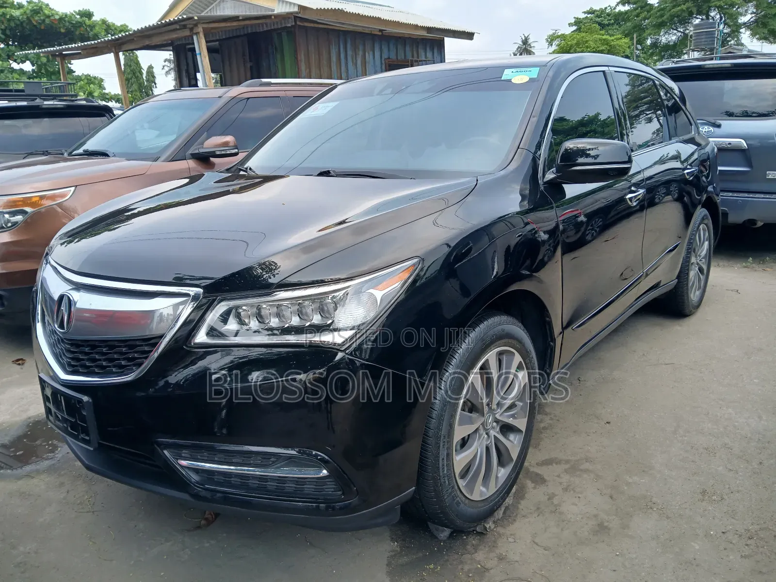 Acura MDX Advance and Entertainment Packages 4dr SUV (3.5L 6cyl 6A)