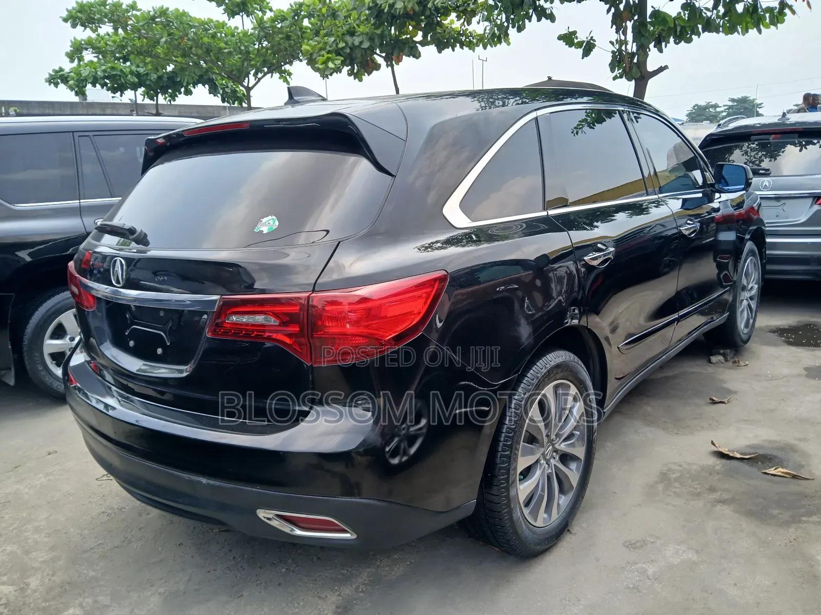 Acura MDX Advance and Entertainment Packages 4dr SUV (3.5L 6cyl 6A)