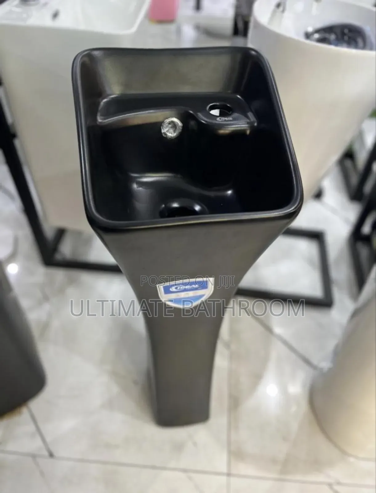 Black Standing Washing Hand Basin For Bathrooms And Dinnings