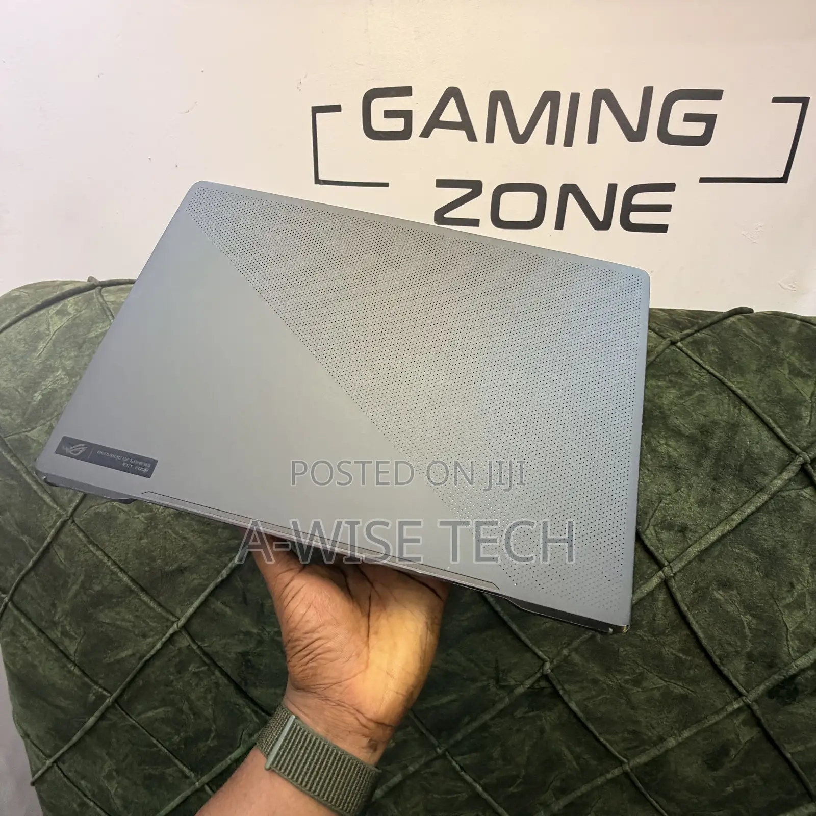 Laptop Asus ROG Zephyrus G16 16GB Intel Core i9 SSD 1T