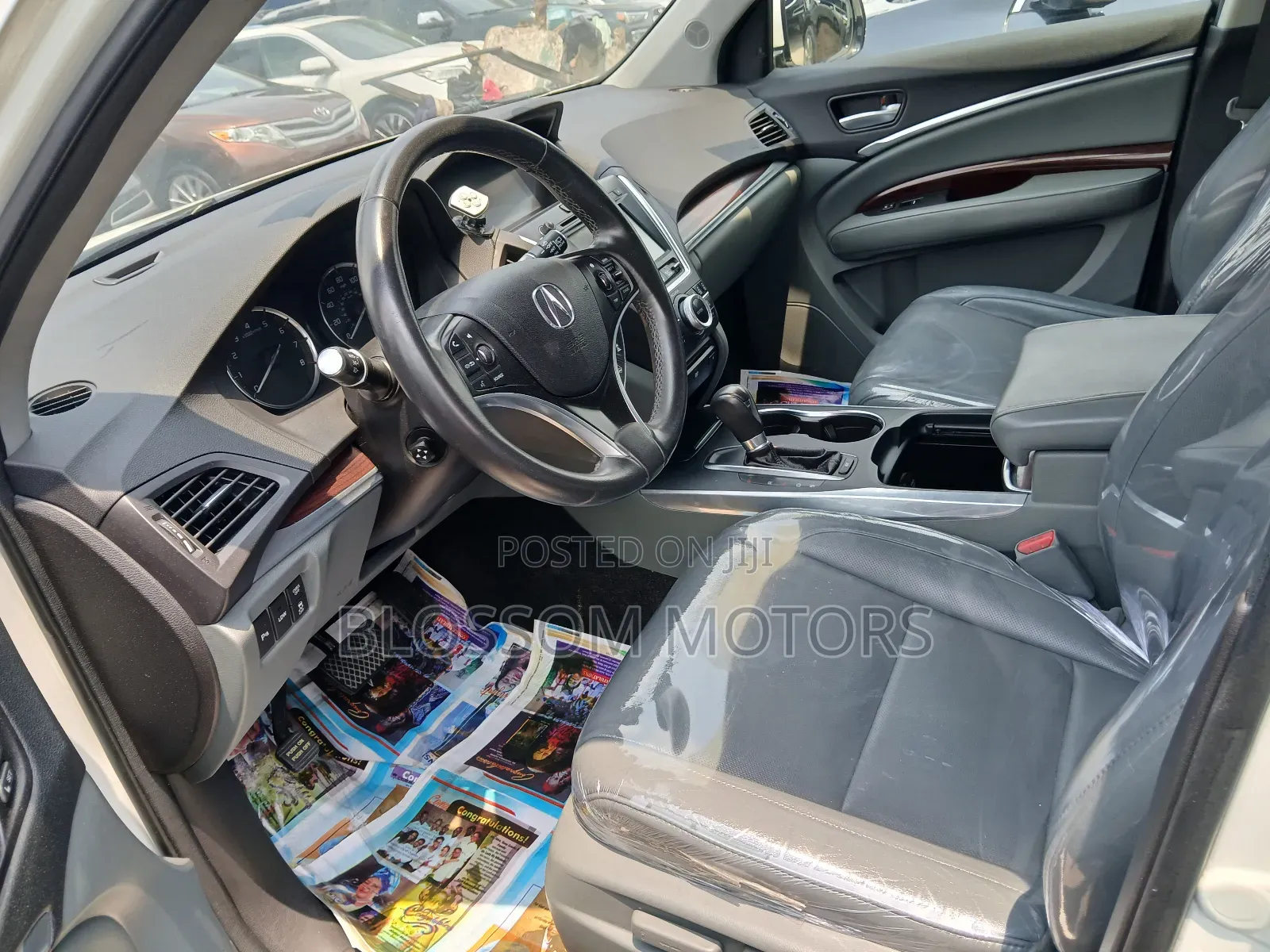 Acura MDX 4dr SUV w/Advance, Entertainment Packages (3.5L 6cyl 6A) 2014