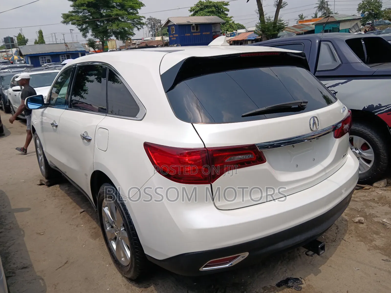 Acura MDX 4dr SUV w/Advance, Entertainment Packages (3.5L 6cyl 6A) 2014