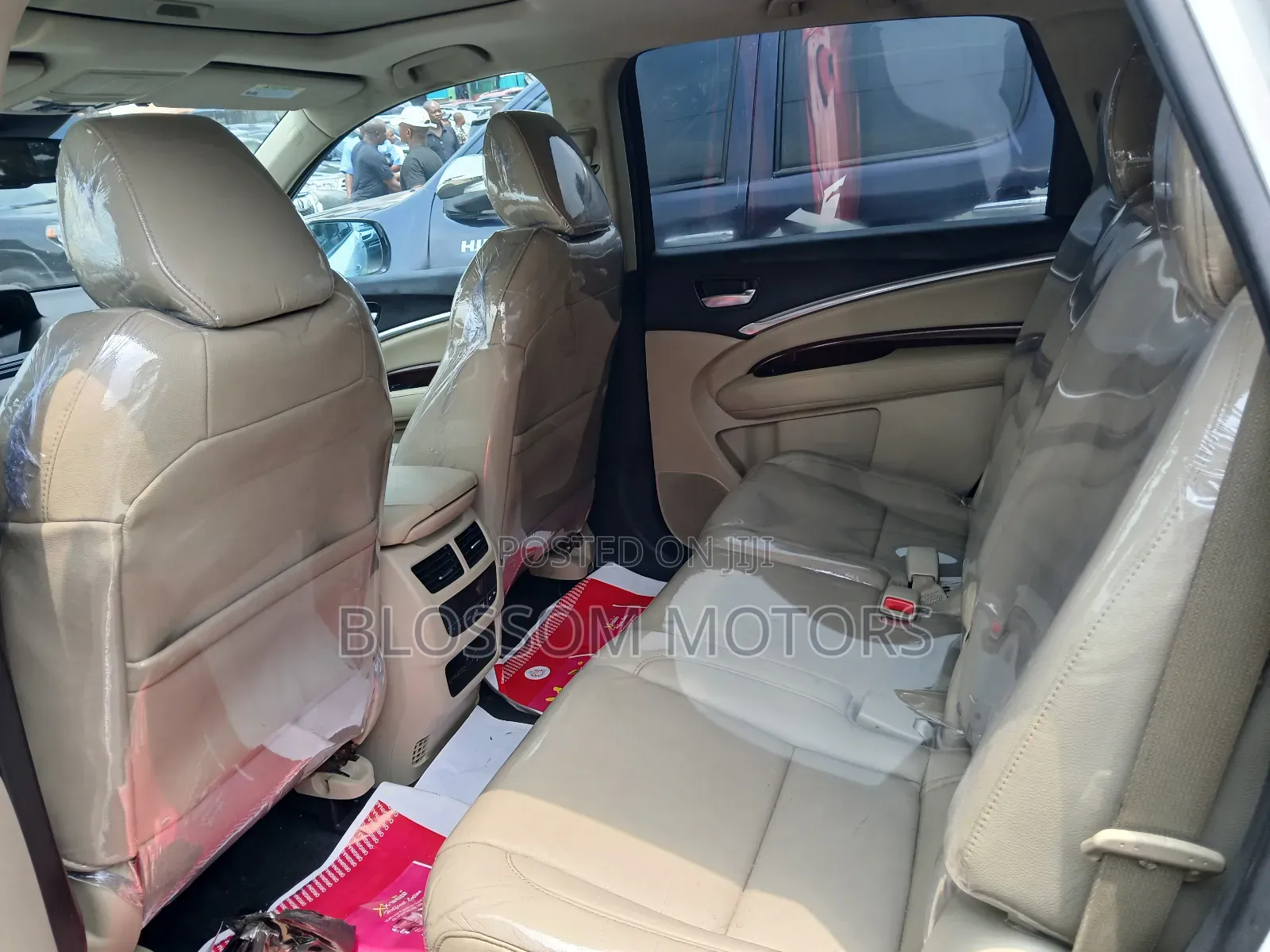 Acura MDX 4dr SUV w/Advance, Entertainment Packages (3.5L 6cyl 6A) 2014