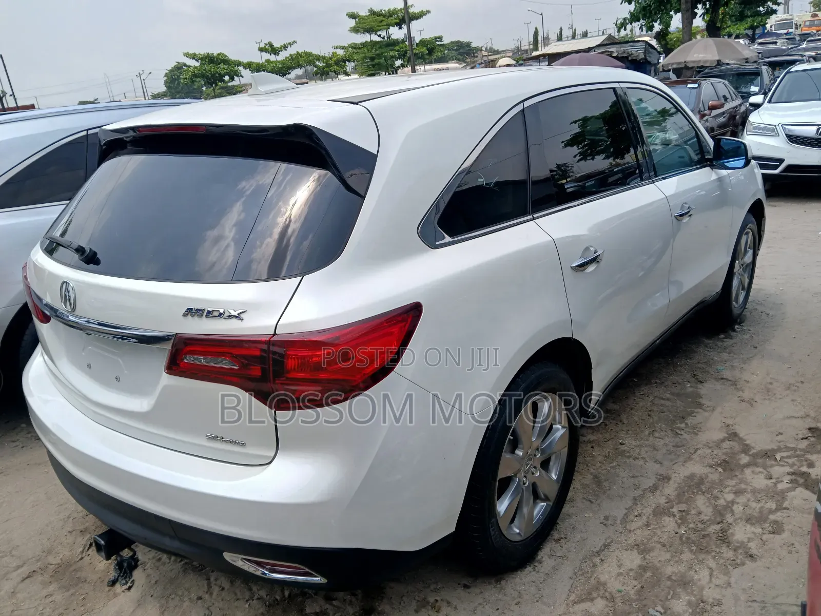 Acura MDX 4dr SUV w/Advance, Entertainment Packages (3.5L 6cyl 6A) 2014