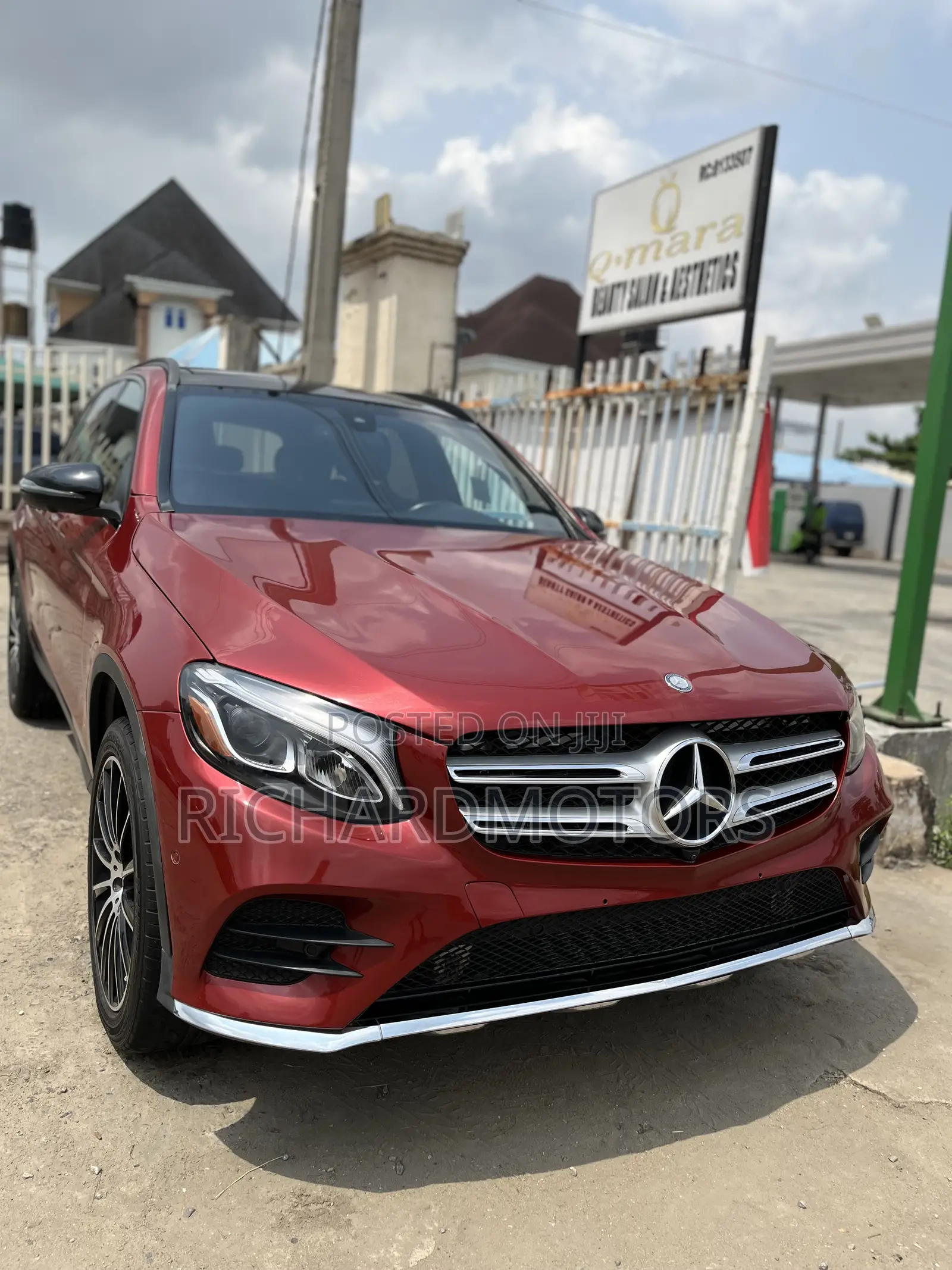 Mercedes-Benz GLC-Class 2018 Red