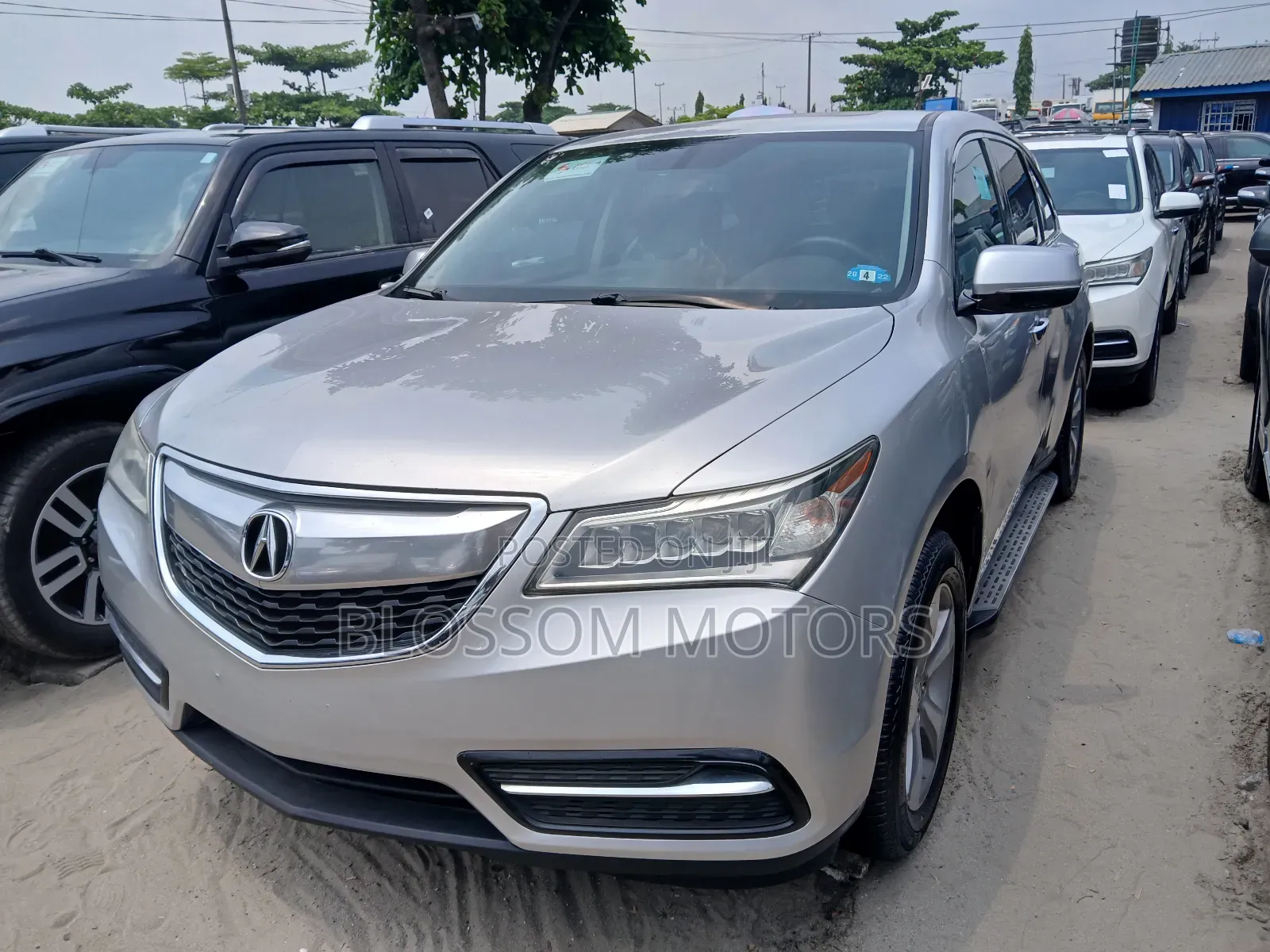 Acura MDX Advance and Entertainment Packages 4dr SUV (3.5L 6cyl 6A)