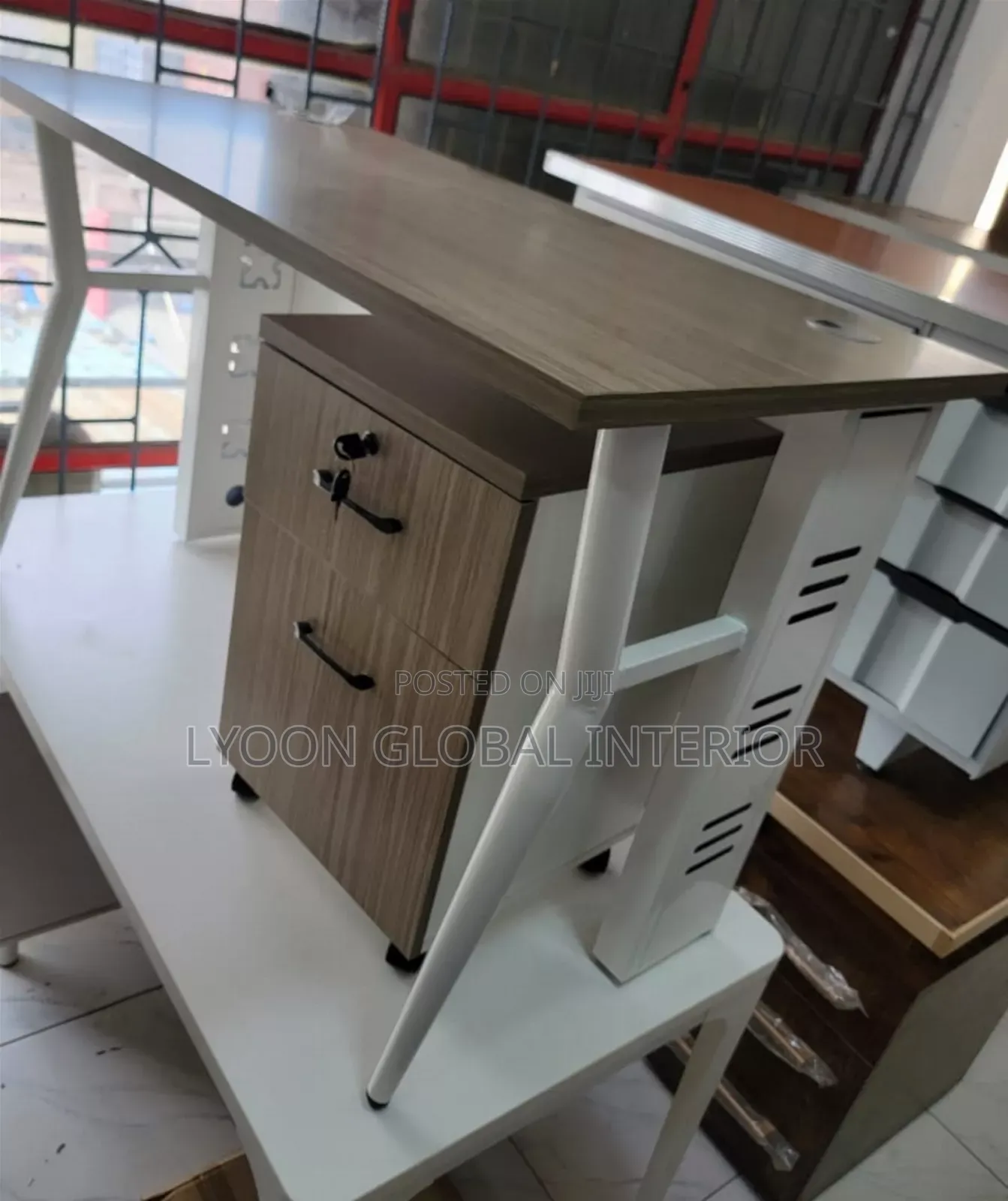 Simple Quality Office Table With Drawers
