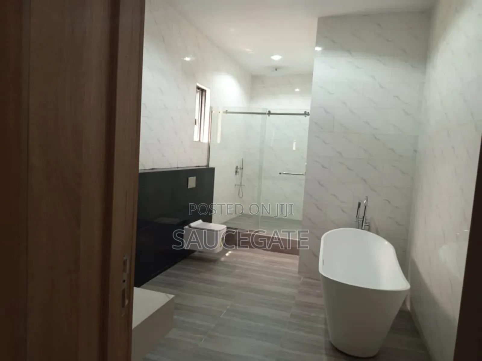 5bdrm Duplex in Lilly Estate, Apple Junction for sale