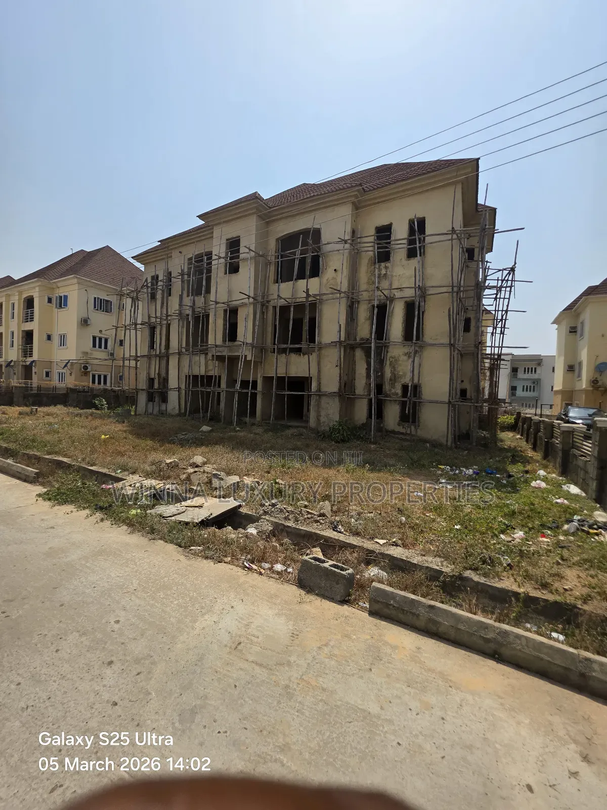 14bdrm Block of Flats in River Park Estate, Lugbe District for sale