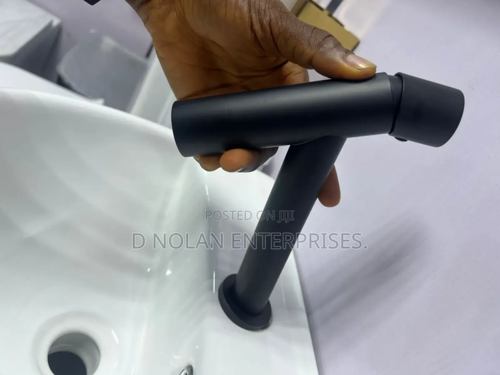 Luxury Matte Black Toilet Jet Mixer Tap