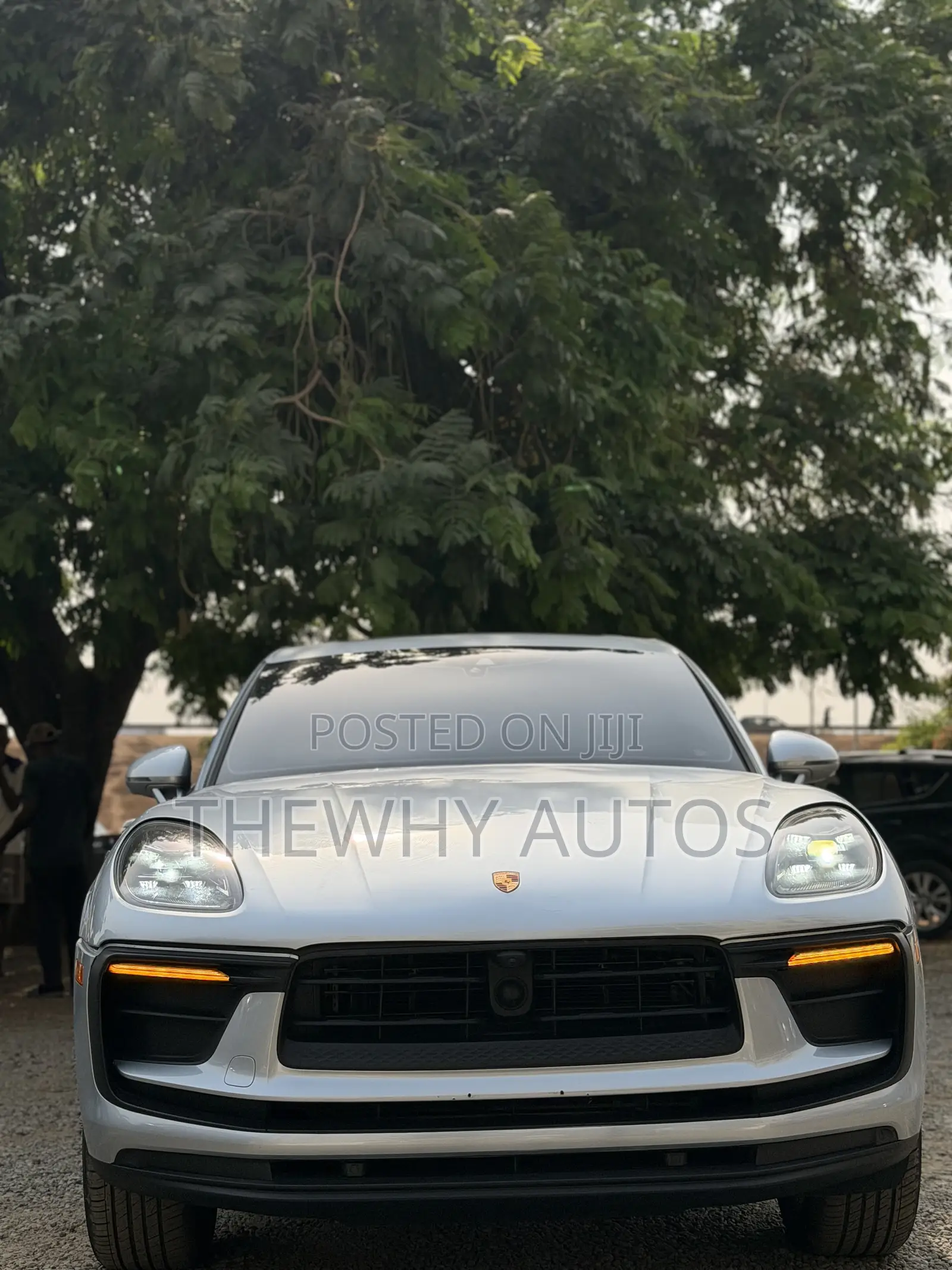 Porsche Macan Base AWD 2023 Silver