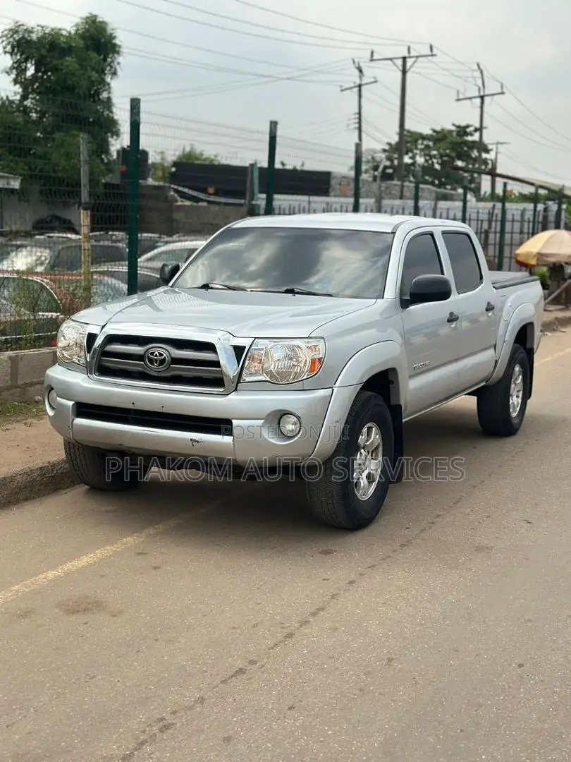 Toyota Tacoma Double Cab V6 2010 Silver