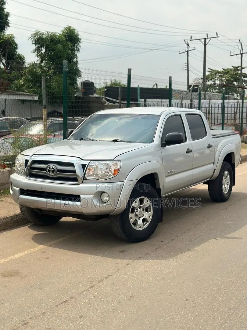 Toyota Tacoma Double Cab V6 2010 Silver