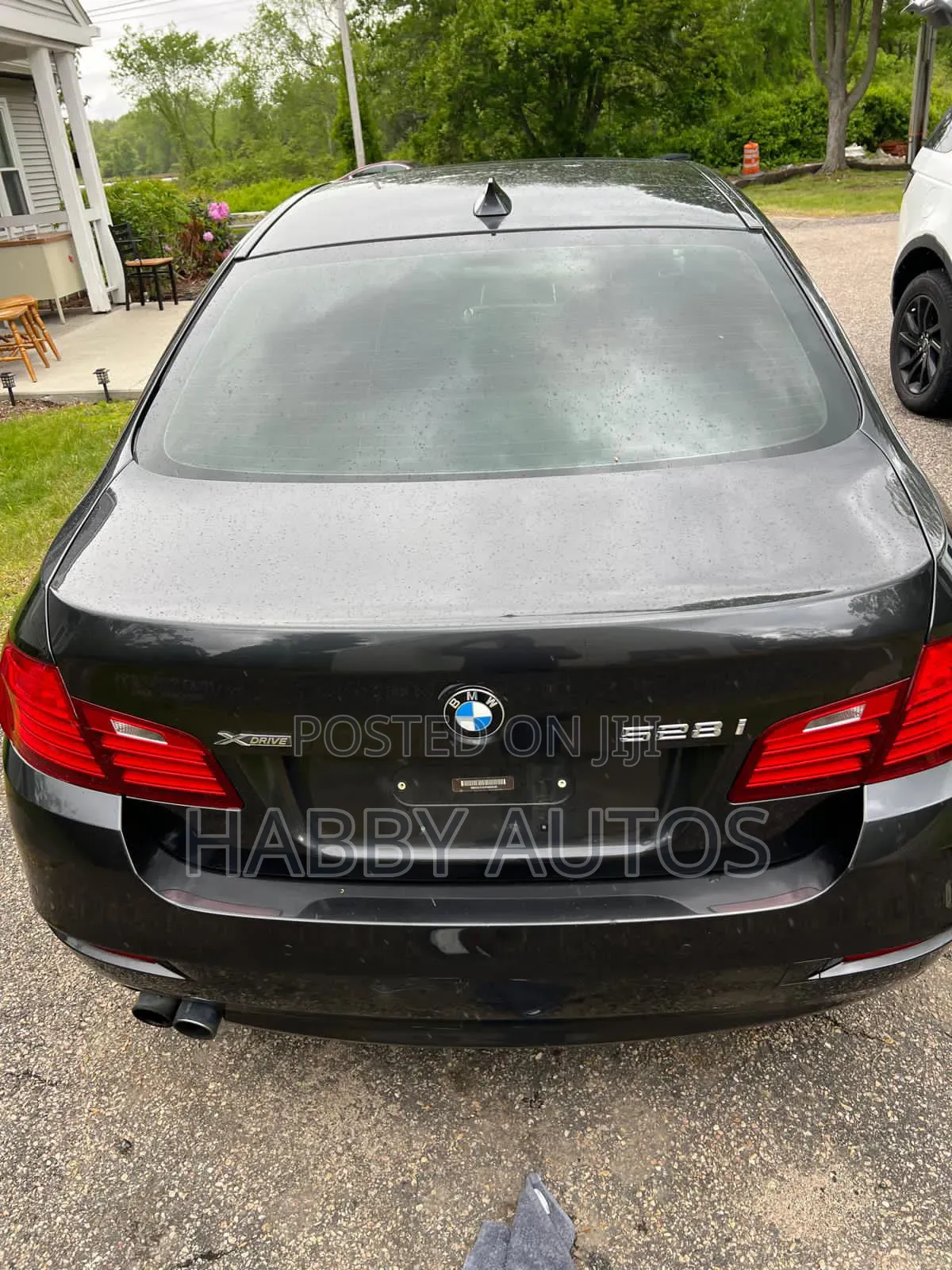 BMW 528i 2015 Gray