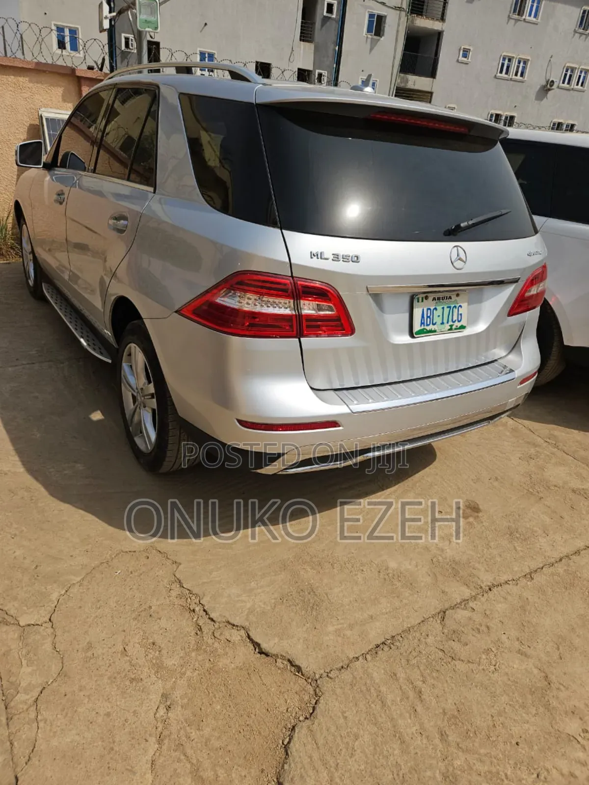 Mercedes-Benz M Class ML350 4MATIC 4dr SUV AWD (3.5L 6cyl 7A) 2014