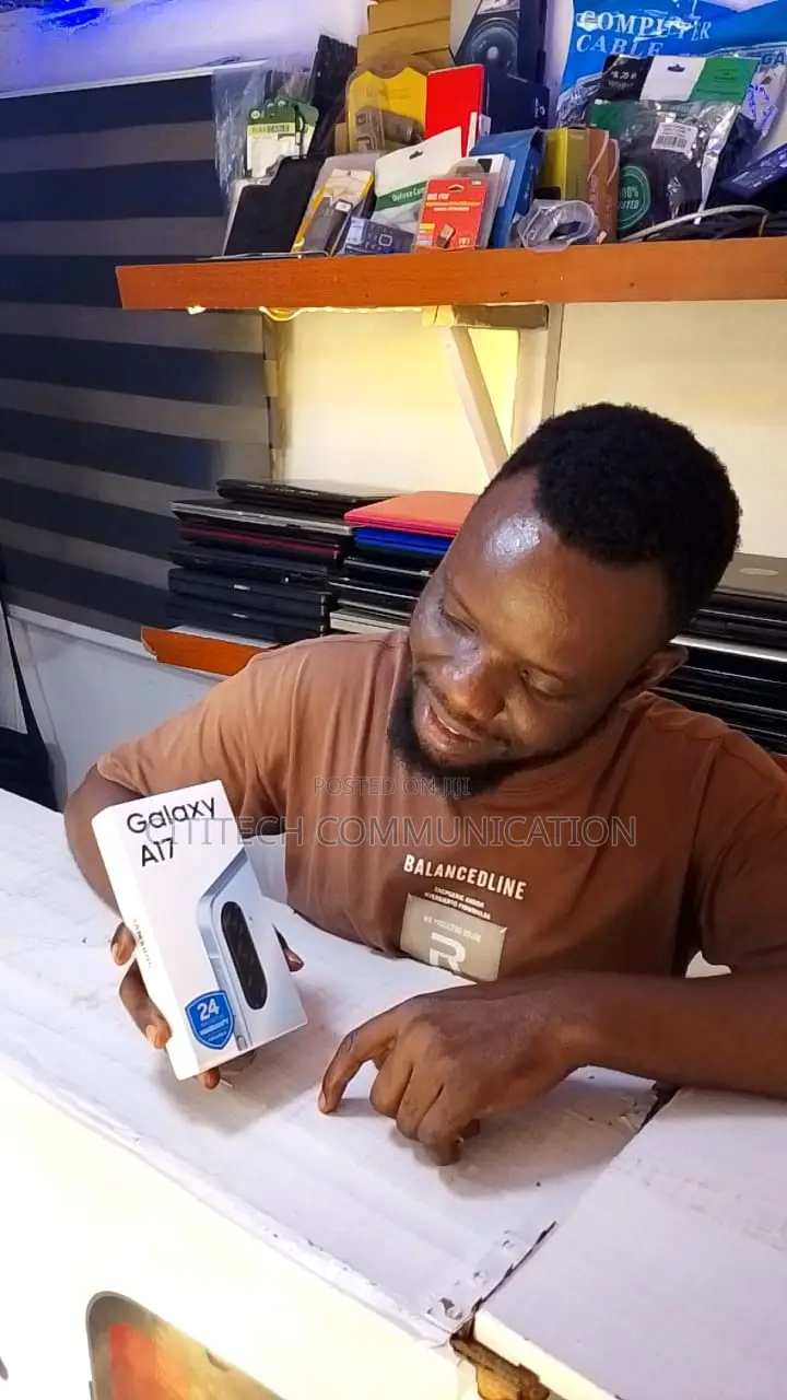 New Samsung Galaxy A17 128 GB Silver