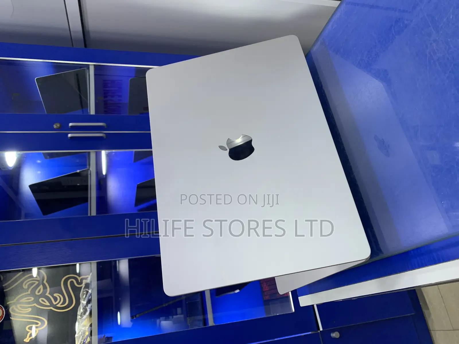 Laptop Apple MacBook Air 2023 M2 8GB Apple M2 SSD 256GB