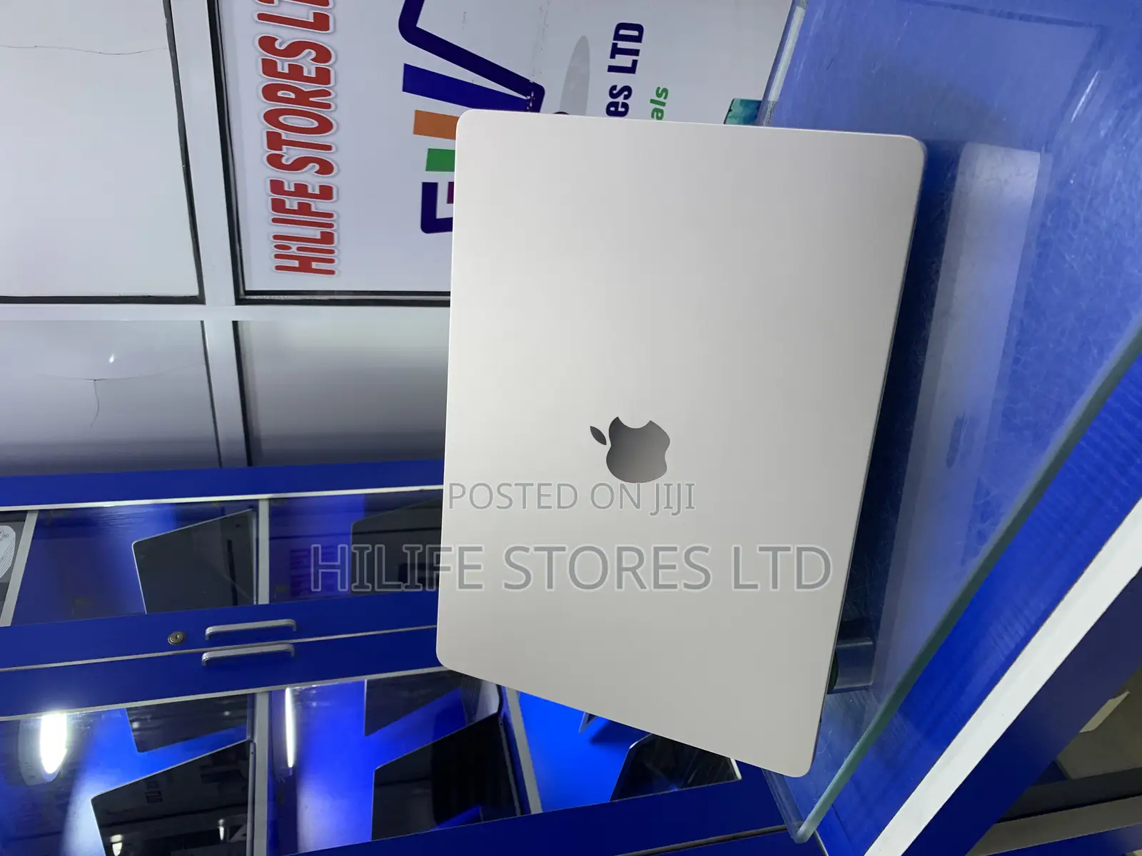 Laptop Apple MacBook Air 2023 M2 8GB Apple M2 SSD 256GB