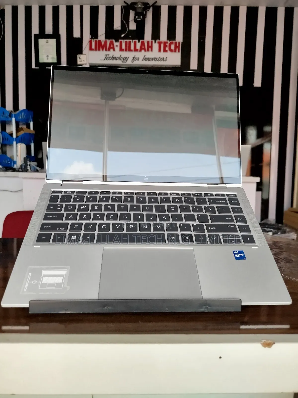 Laptop HP EliteBook 1040 G8 16GB Intel Core i7 SSD 512GB
