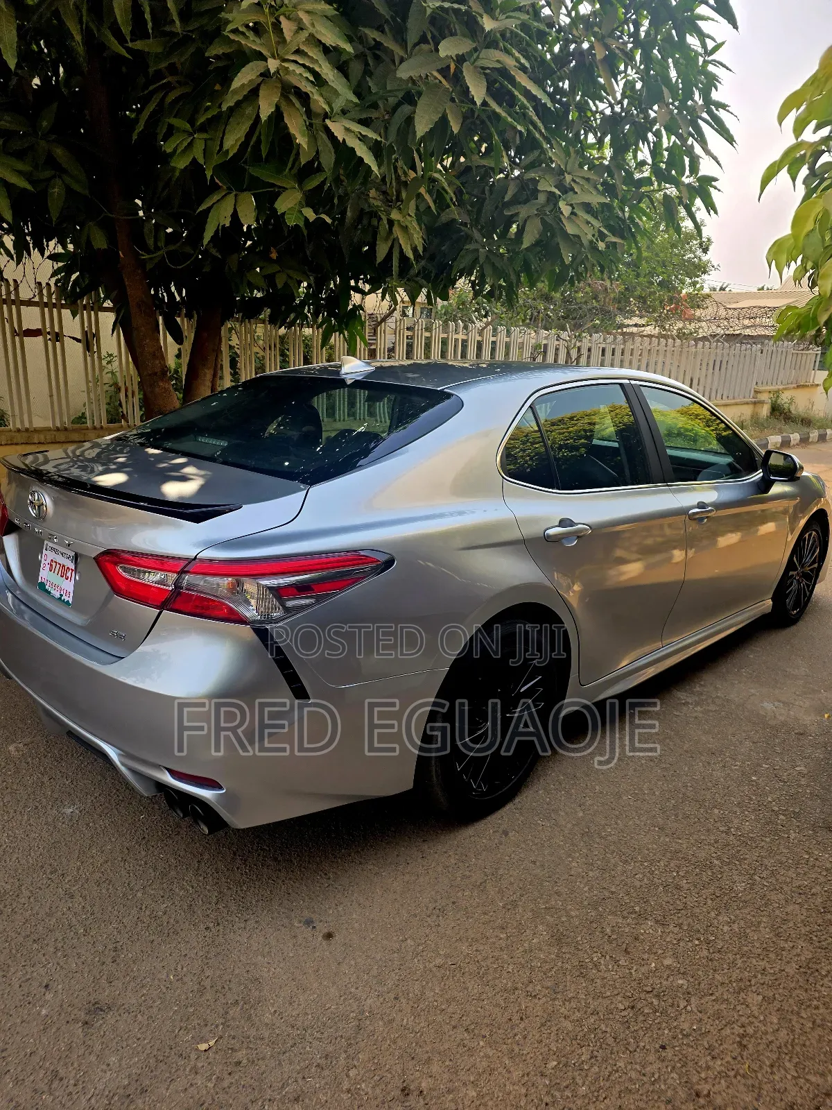 Toyota Camry SE (2.5L 4cyl 8A) 2019 Silver