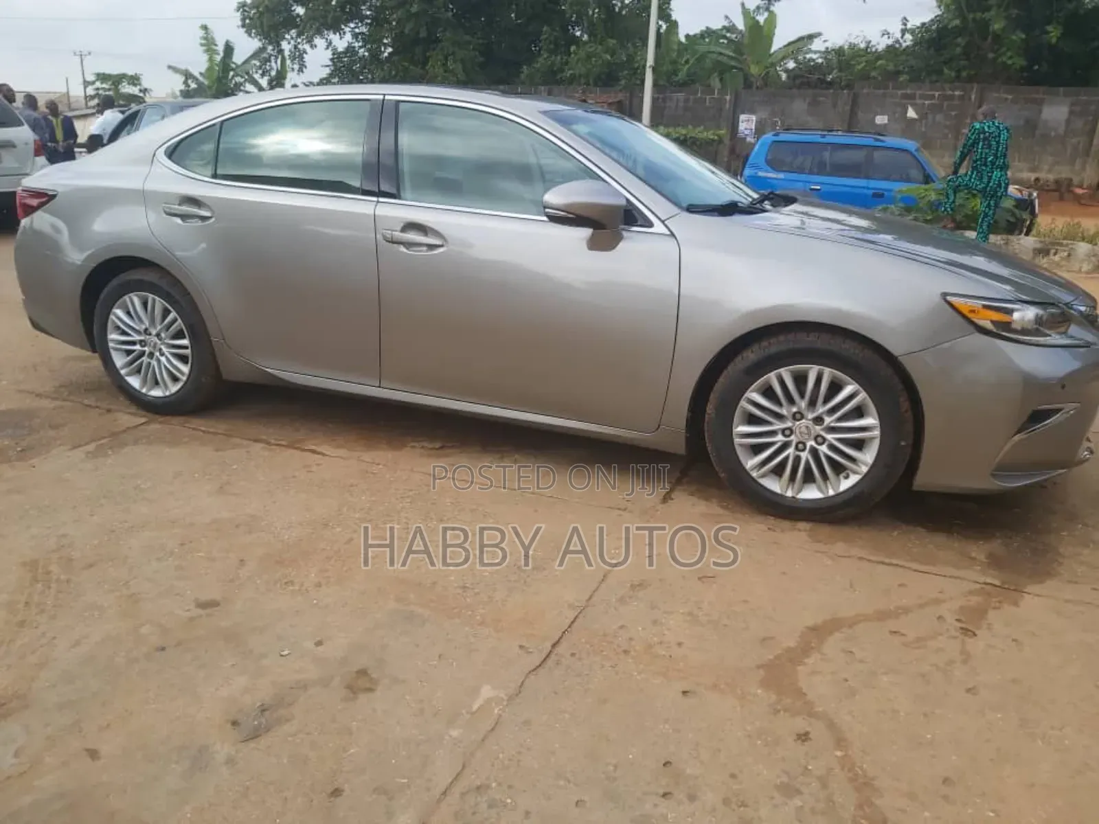 Lexus ES 350 FWD 2016 Gold