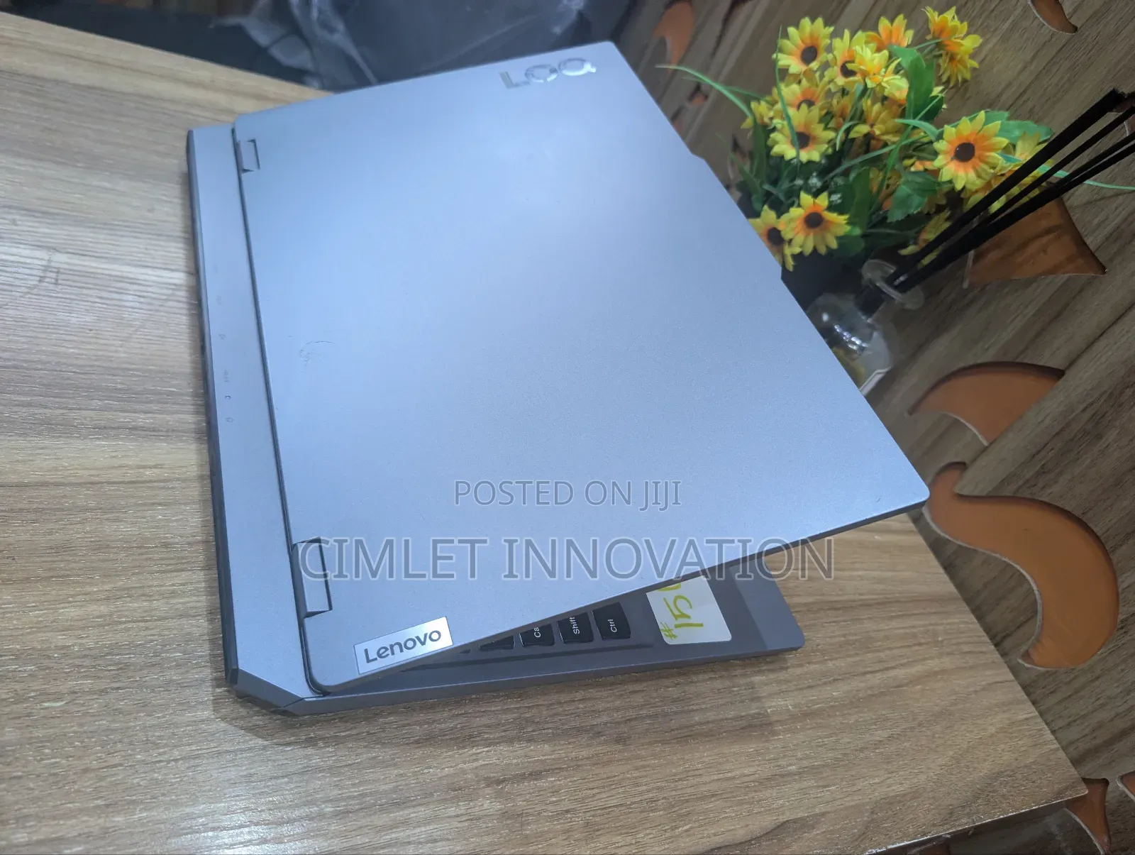 Laptop Lenovo LOQ 15AHP10 12GB AMD Ryzen 5 SSD 512GB