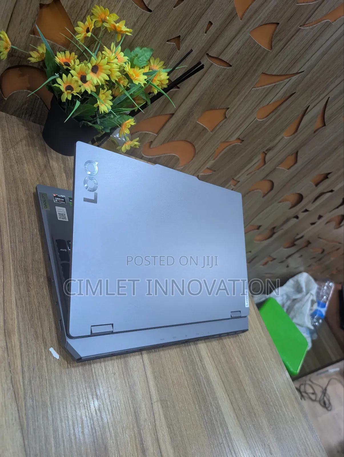 Laptop Lenovo LOQ 15AHP10 12GB AMD Ryzen 5 SSD 512GB