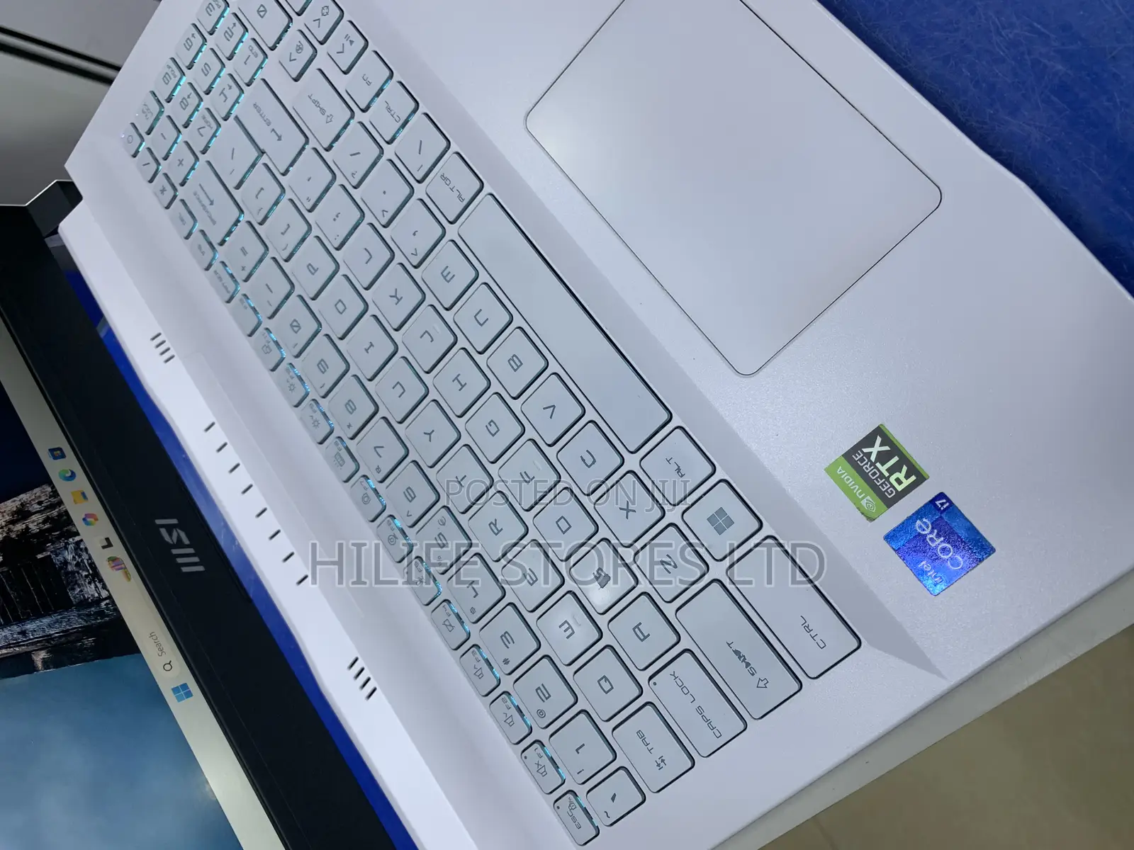 Laptop MSI MSI Sword 15 16GB Intel Core i7 SSD 1T