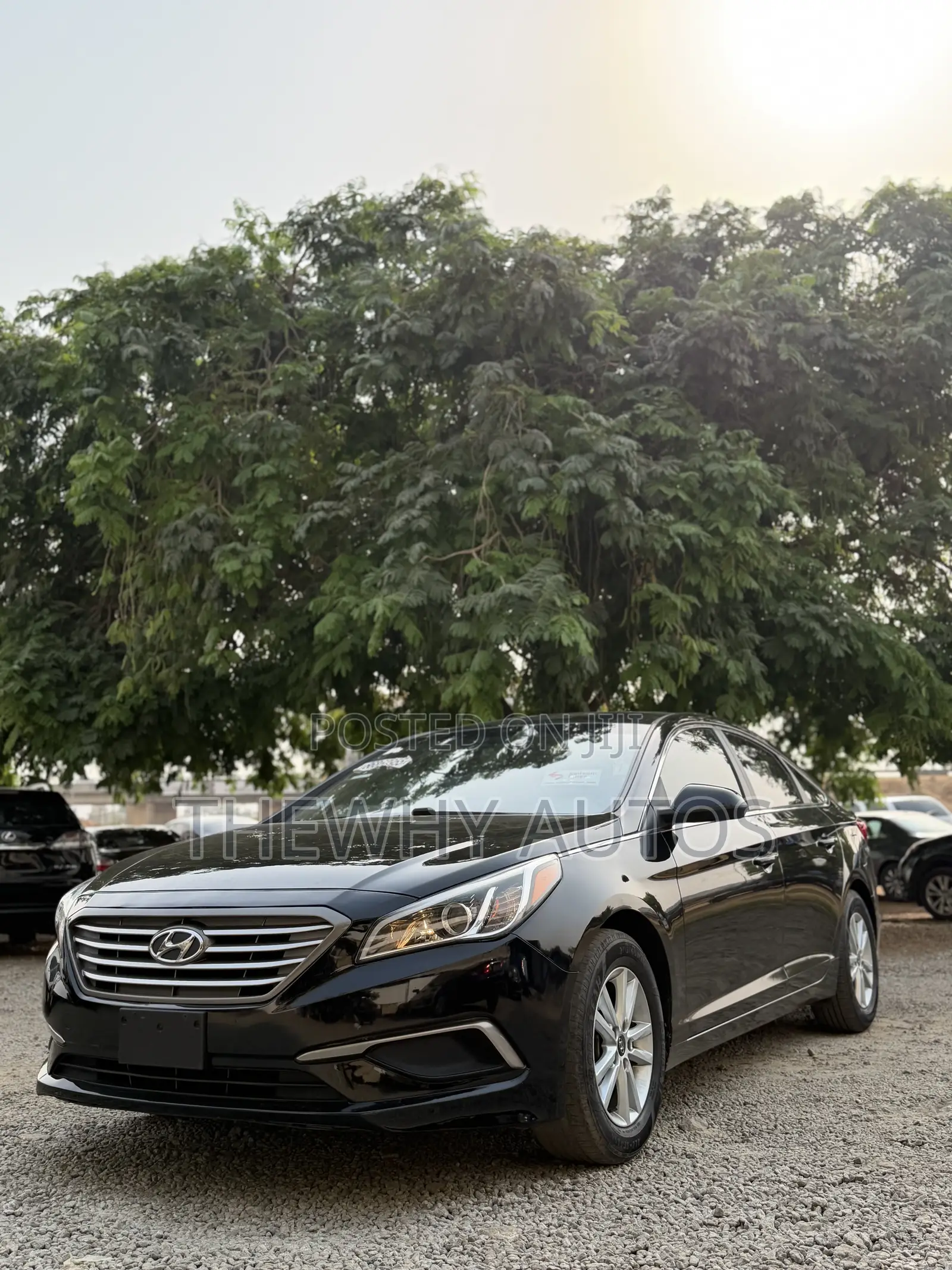 Hyundai Sonata Base Sedan FWD (2.4L 4cyl 6A) 2017 Black