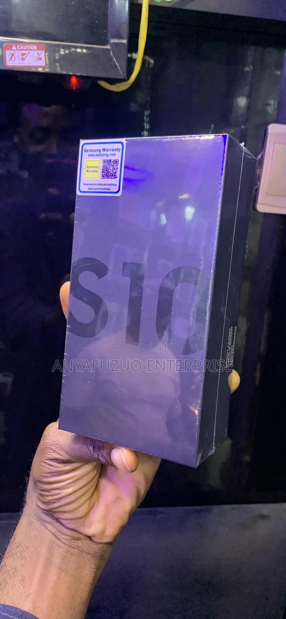 New Samsung Galaxy S10 128 GB Black