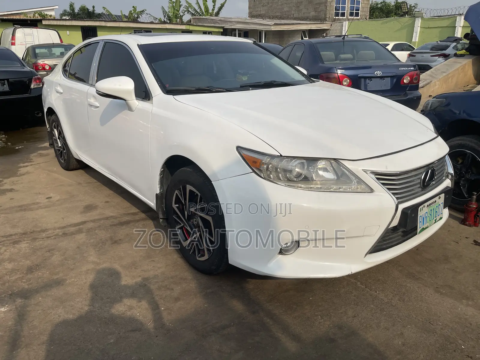 Lexus ES 350 FWD 2014 White