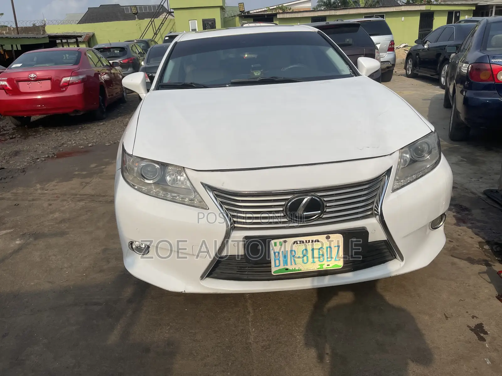 Lexus ES 350 FWD 2014 White