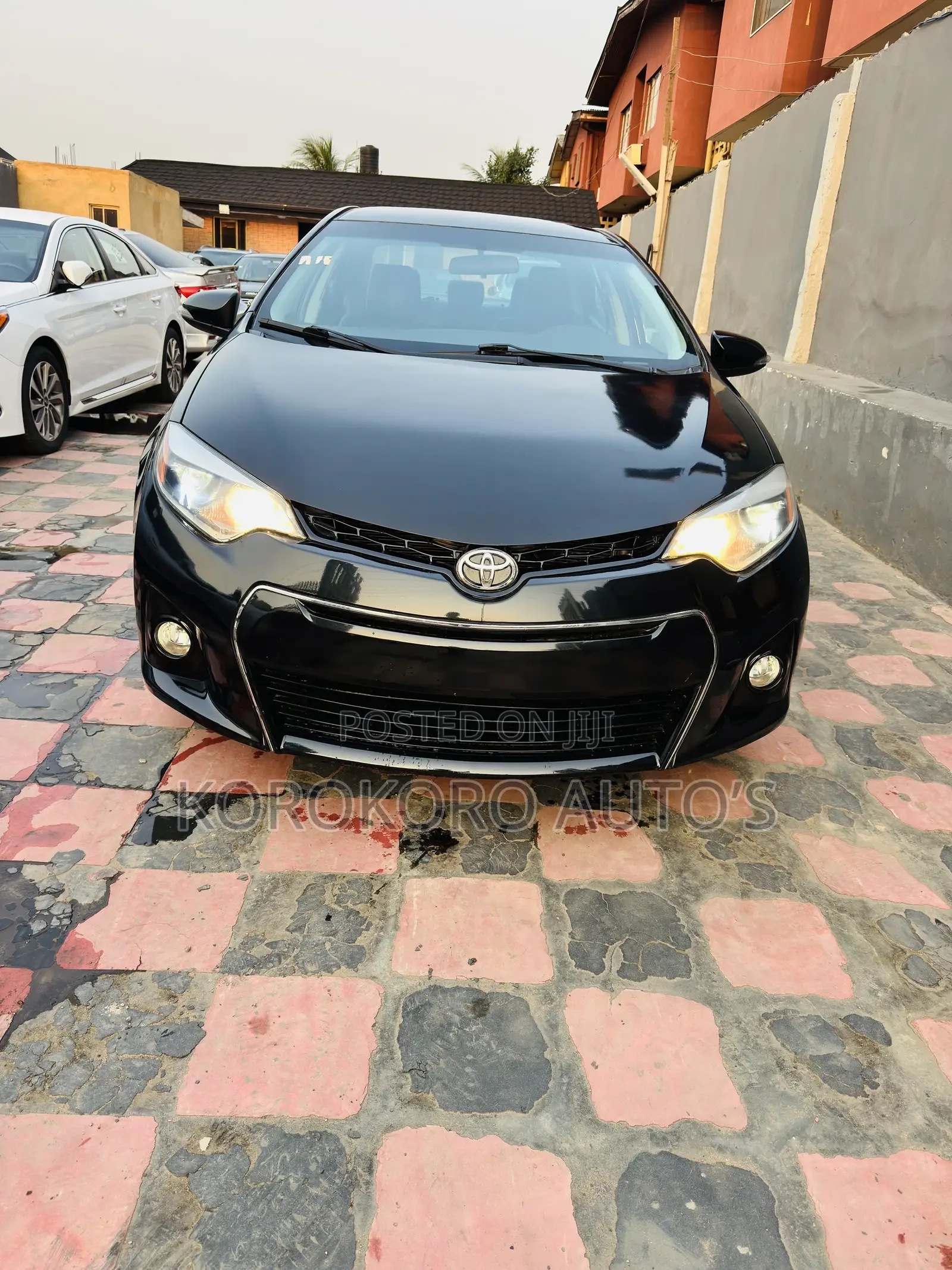 Toyota Corolla S 4dr Sedan (1.8L 4cyl CVT) 2015 Black