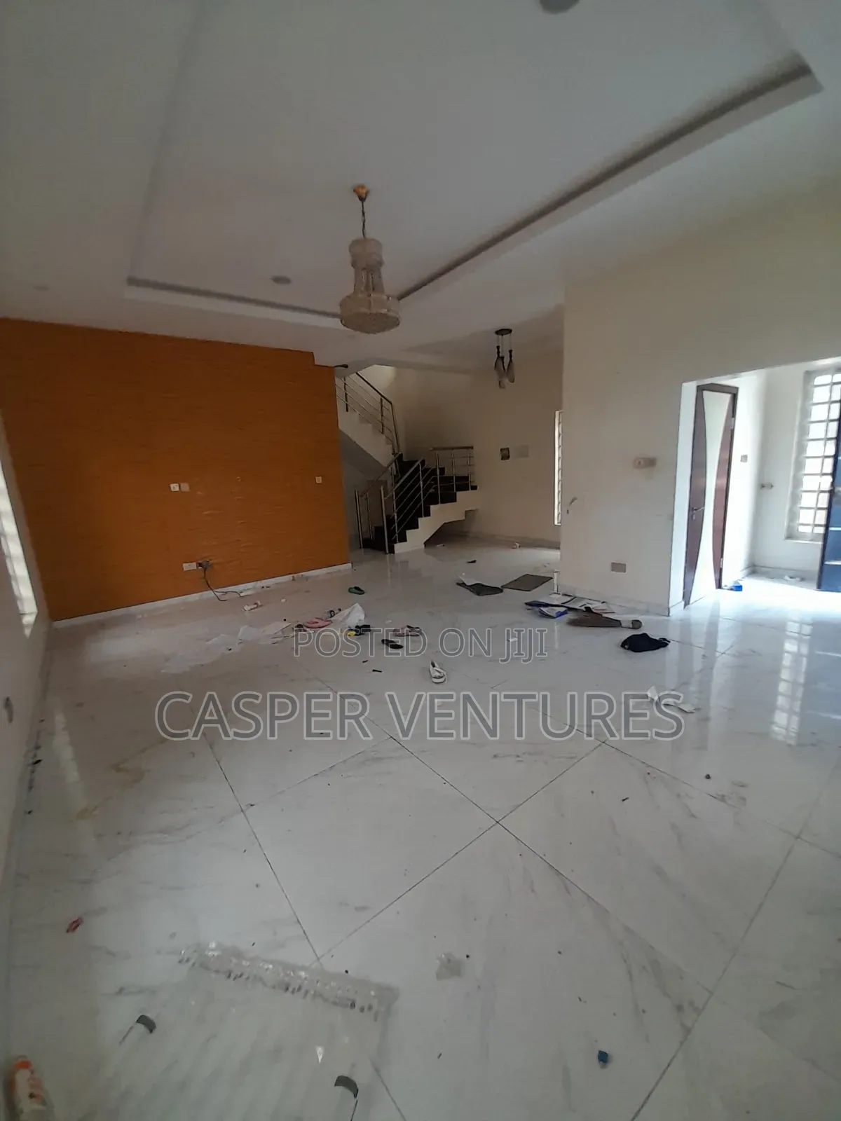 5bdrm Duplex in Chevy View, Chevron for rent