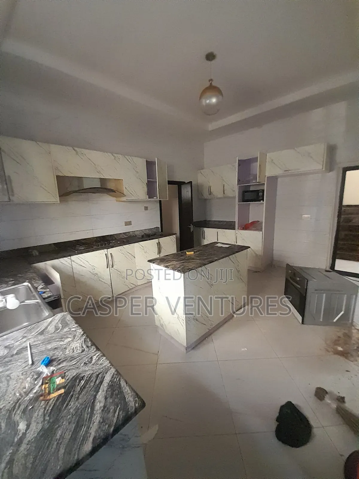 5bdrm Duplex in Chevy View, Chevron for rent