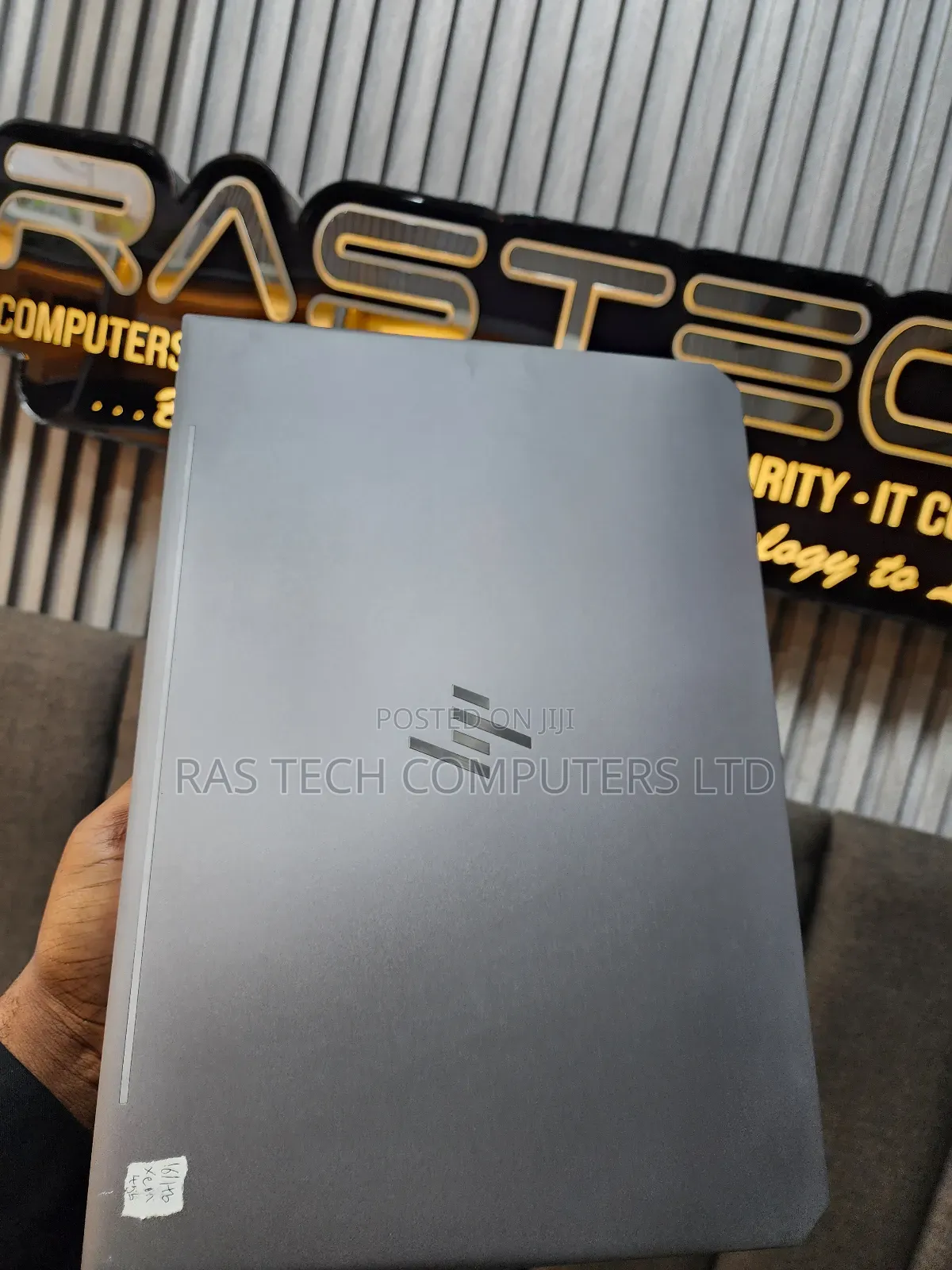 Laptop HP ZBook Studio G5 32GB Intel Xeon SSHD (Hybrid) 512GB