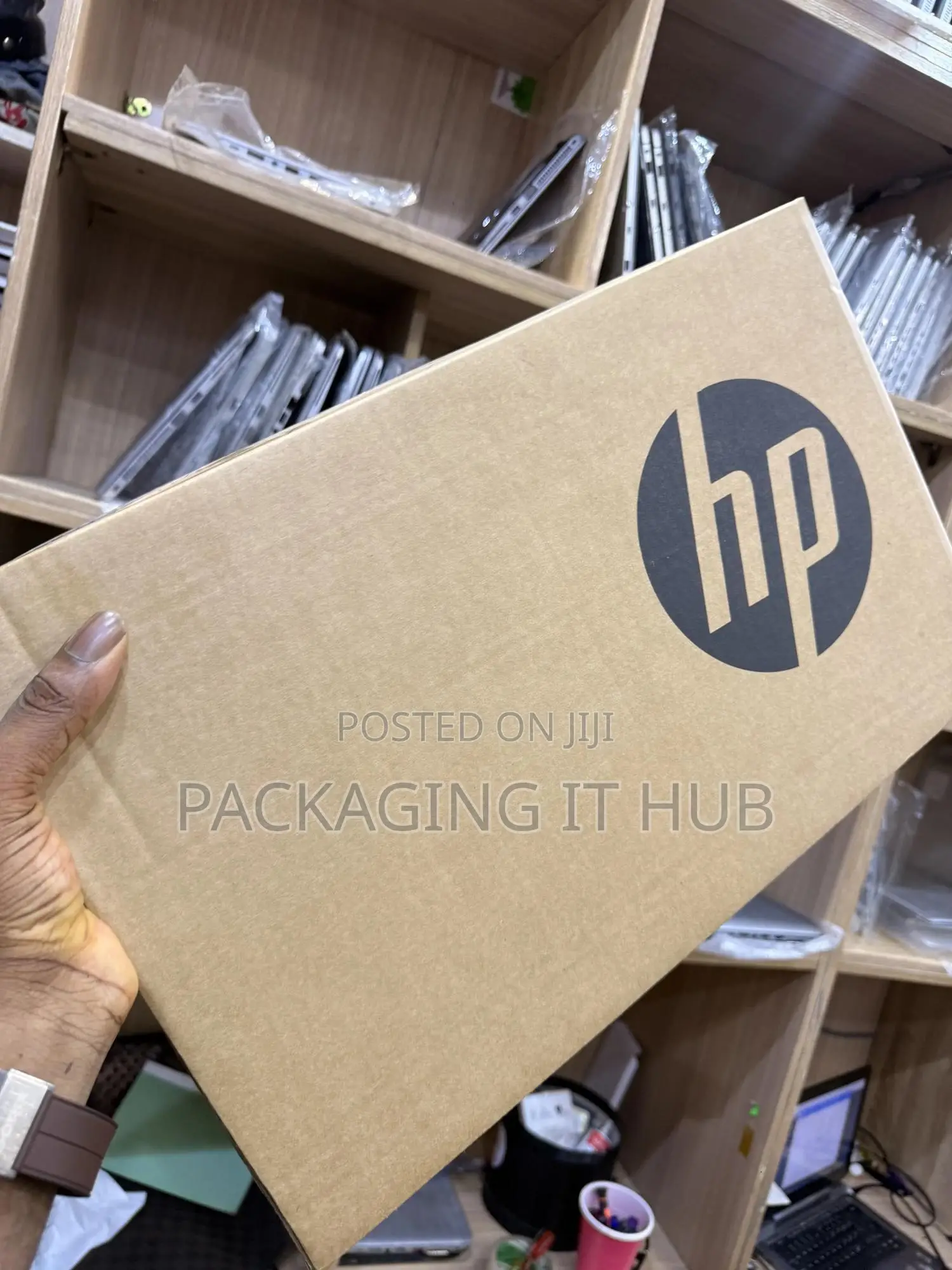 New Laptop HP EliteBook 840 G6 16GB Intel Core i7 SSD 512GB