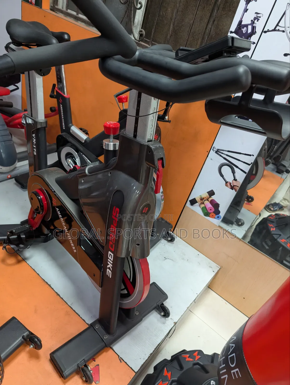 Commercial Spinner Bike With 180kg Capacity