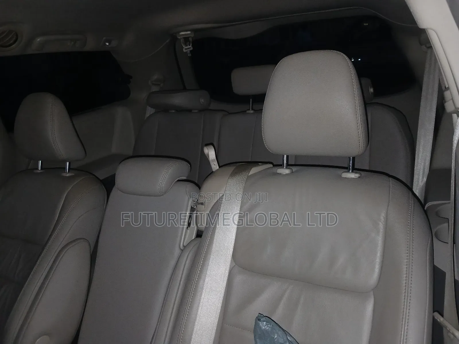 Toyota Sienna 2018 Red