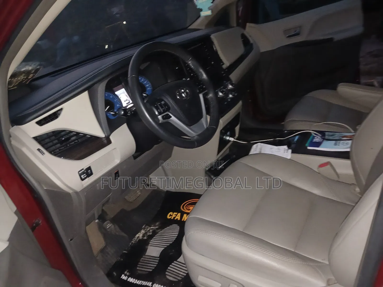 Toyota Sienna 2018 Red