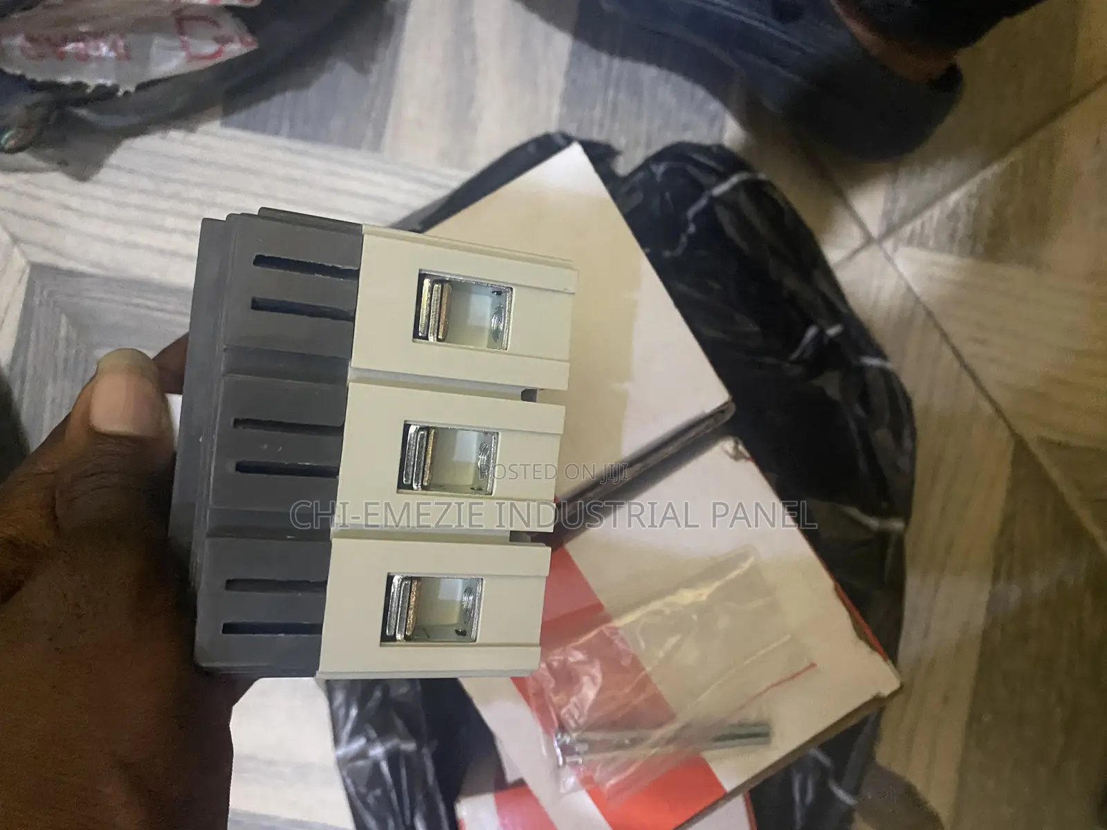 Original 100a Mccb Breaker  Heavy Duty Industrial Circuit Protection ⚡