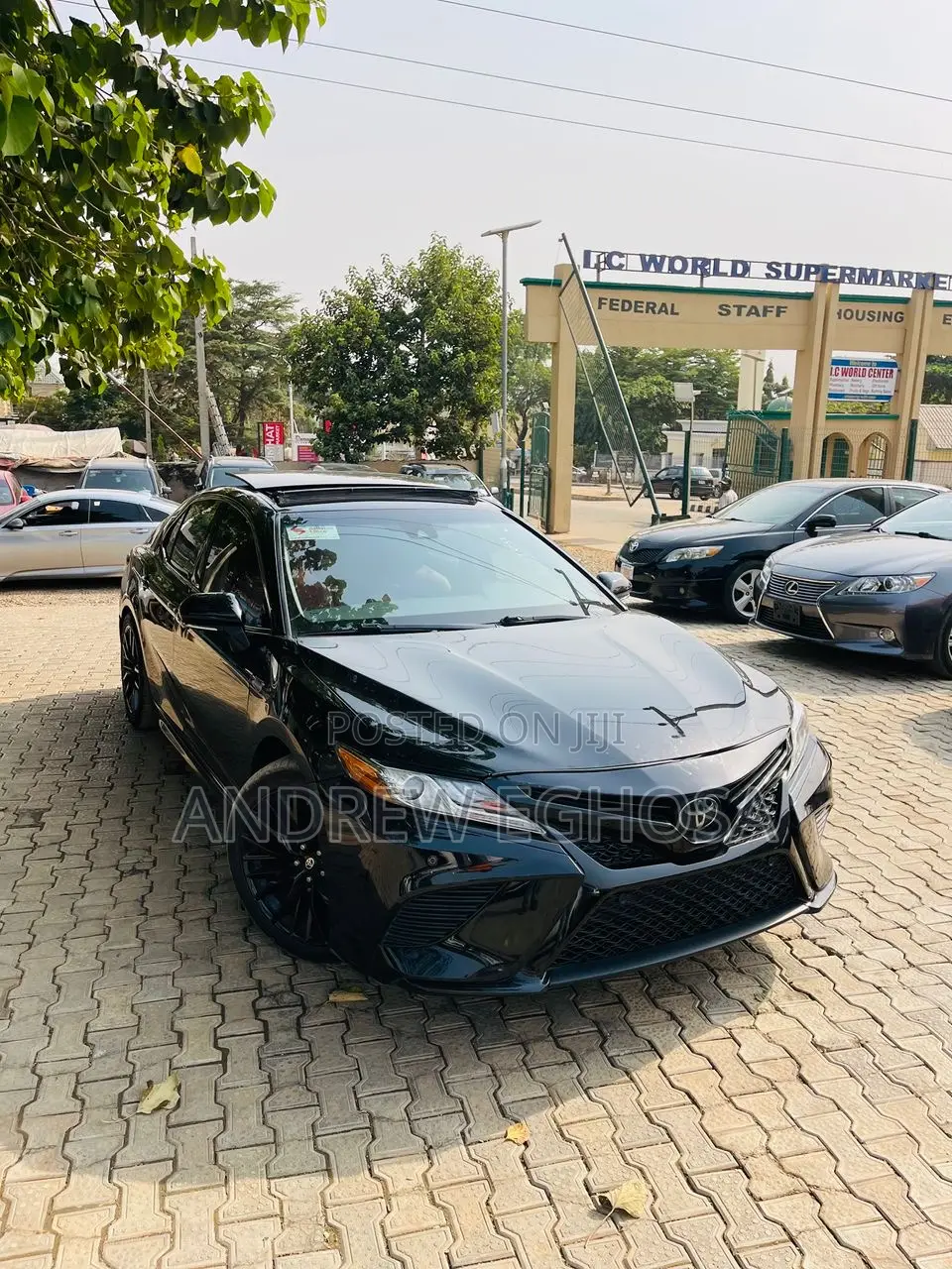 Toyota Camry 2018 Black