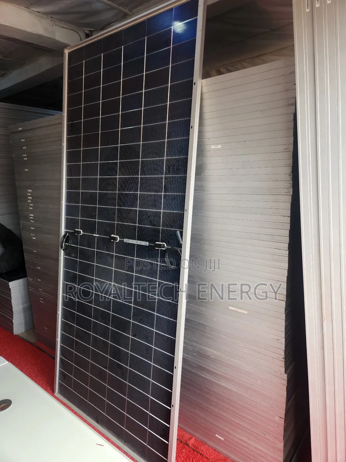 650watts Jinko Bi-Fecial 144cell Panels