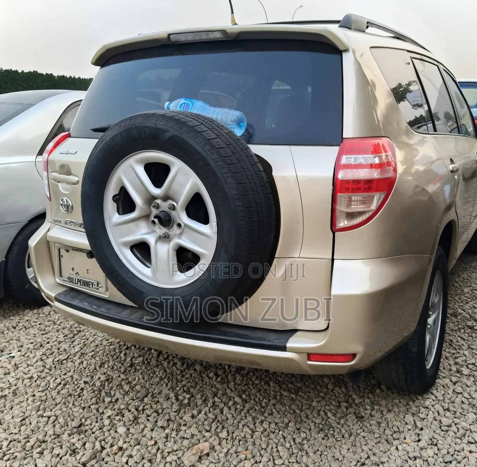 Toyota RAV4 2.5 2010 Gold