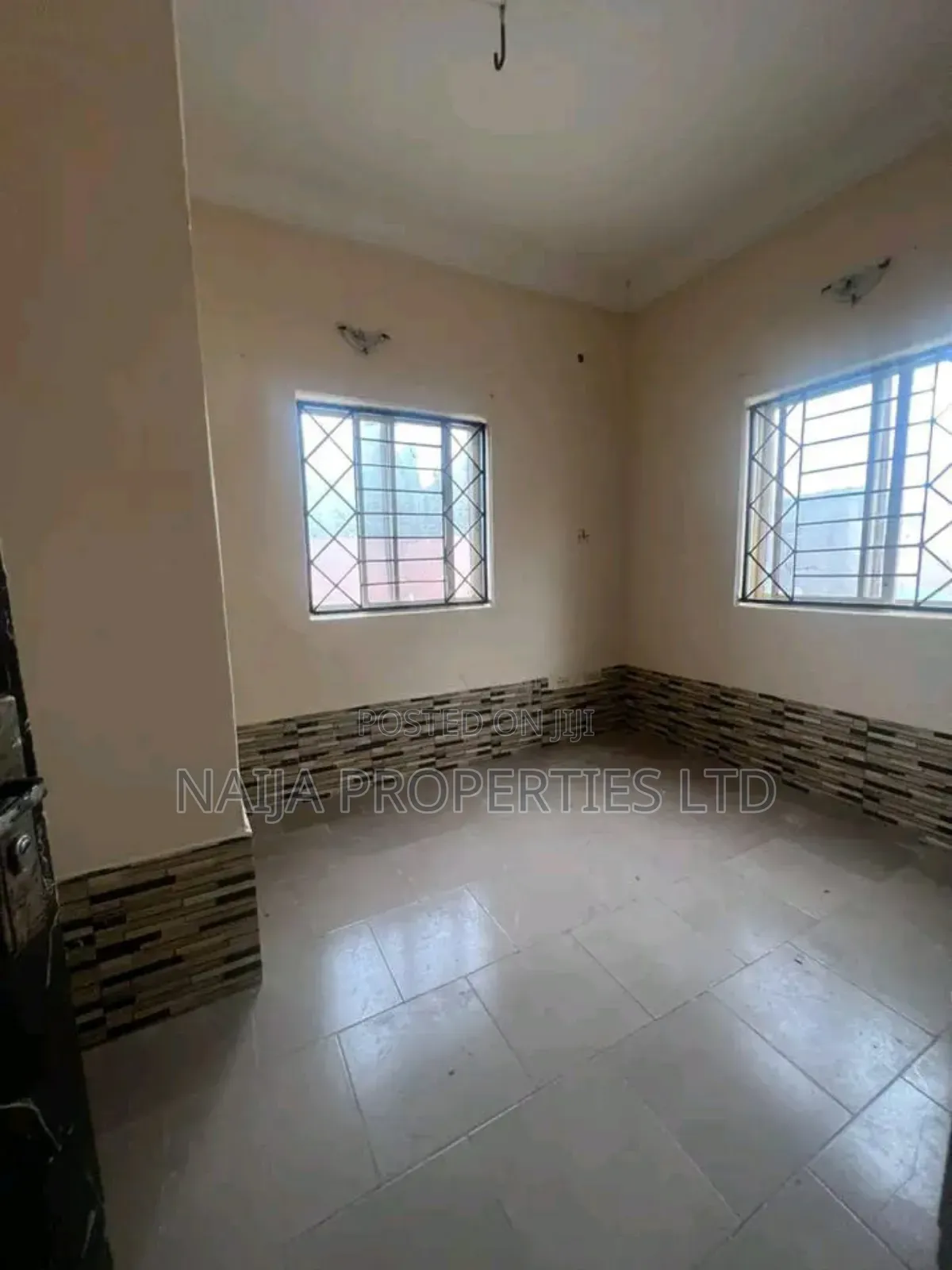 3bdrm Block of Flats in Abijo Gra for sale