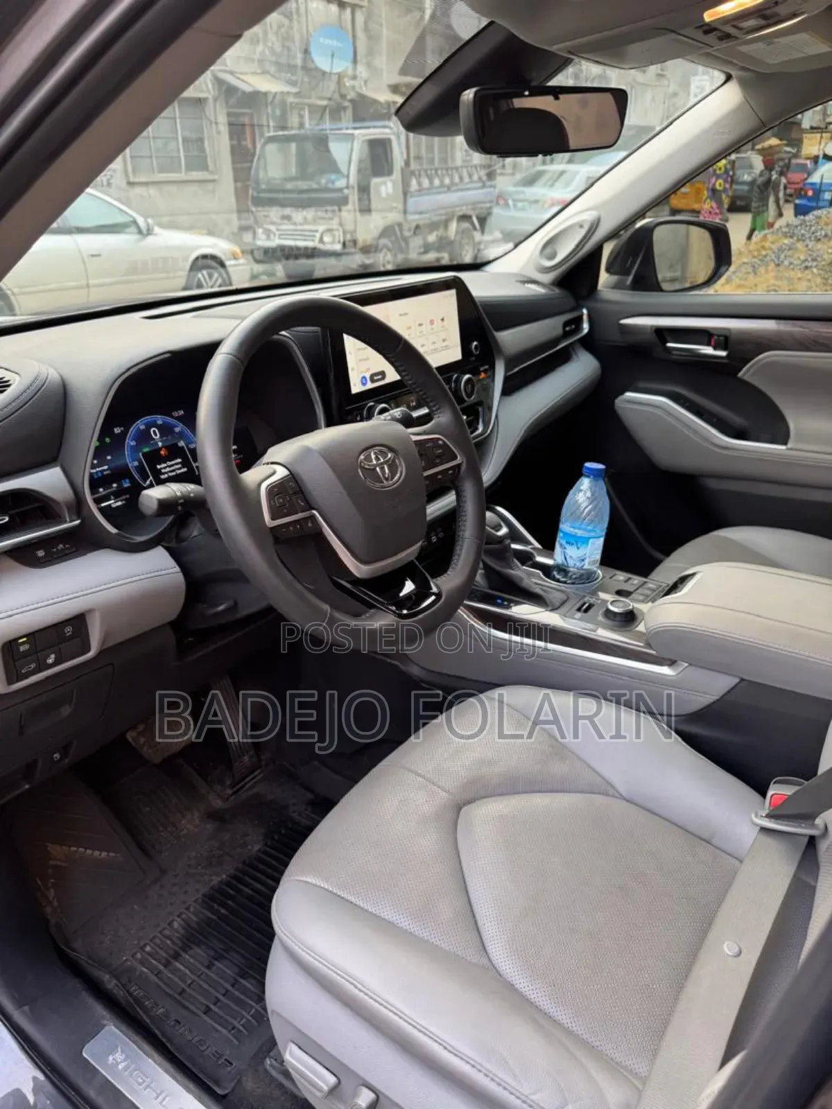 Toyota Highlander Limited AWD 2023 Gray