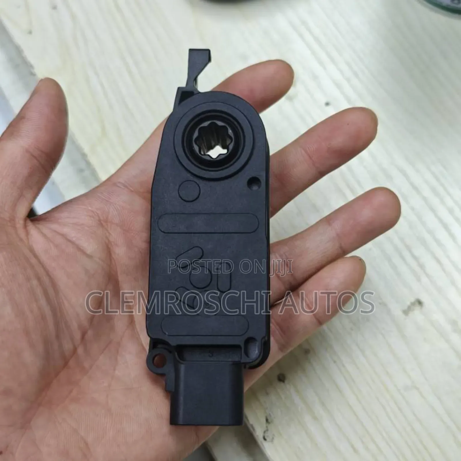 High Quality Certified Brand New Grill Shutter Actuator Gle 2019-2026